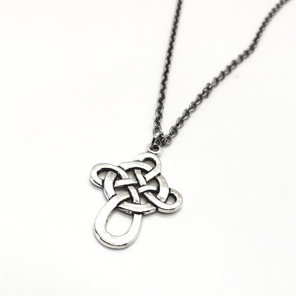 Hand Crafted Jewelry - Hand Crafted Silver Celtic Knot Pendant Necklace